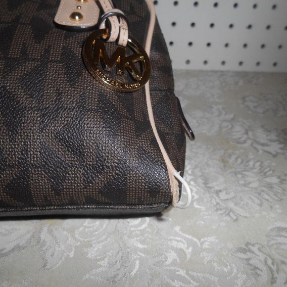 MICHAELS KORS SIGNATURE LEATHER MINI HOBO HANDBAG - Picture 7 of 8